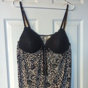 Ambrielle Black and Cream Chemise
